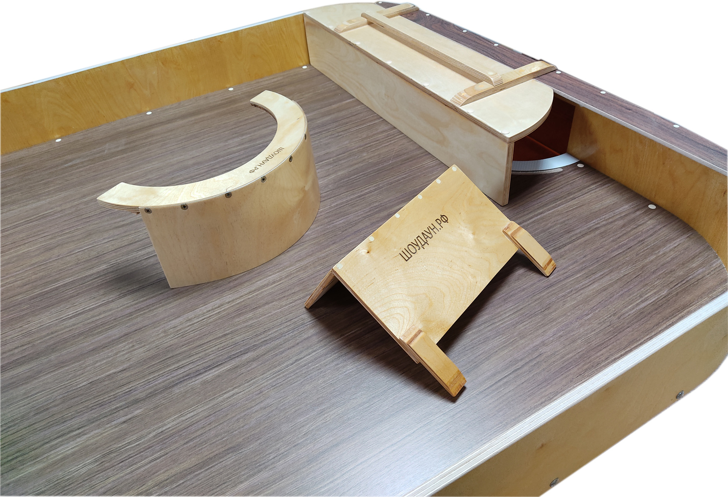 Комплект из 3-х тренажеров для игры в шоудаун(настольный теннис для слепых) 